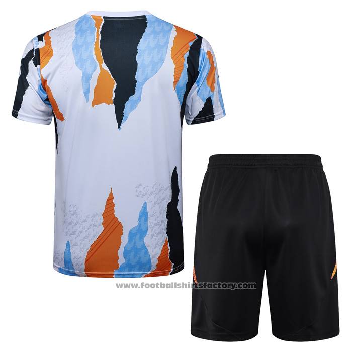 Tracksuit Real Madrid Short Sleeve 2024-2025 White and Yellow - Shorts